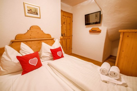 Berghof Chalet Flachau - Ferienhaus direkt neben der Piste